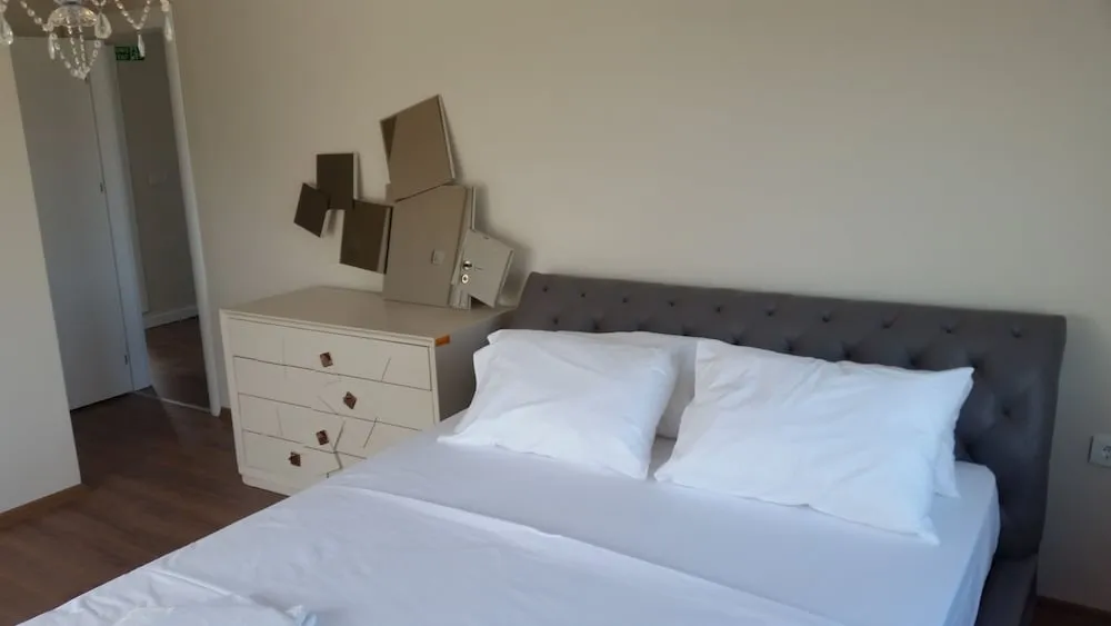 Luxury Villa, 4 Yatak Odası, Havuz Manzaralı