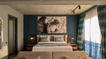 Sandora Boutique Hotel