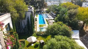 Sandora Boutique Hotel