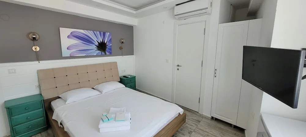 Deluxe Üç Kişilik Oda, Şehir Manzaralı