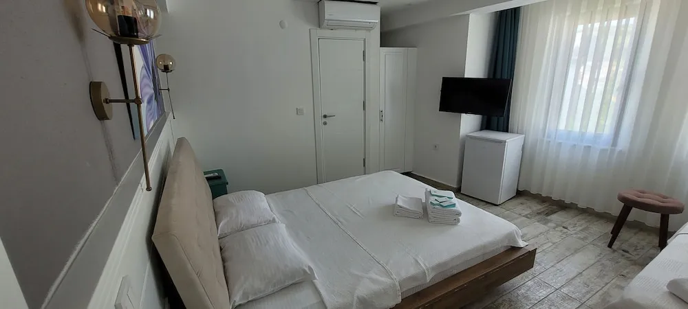 Deluxe Üç Kişilik Oda, Şehir Manzaralı