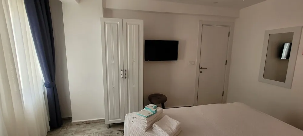 Deluxe Tek Büyük veya İki Ayrı Yataklı Oda