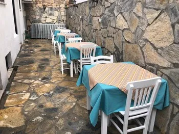 Tenes Otel