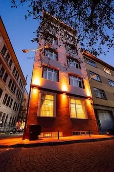 The First Ottoman Suites