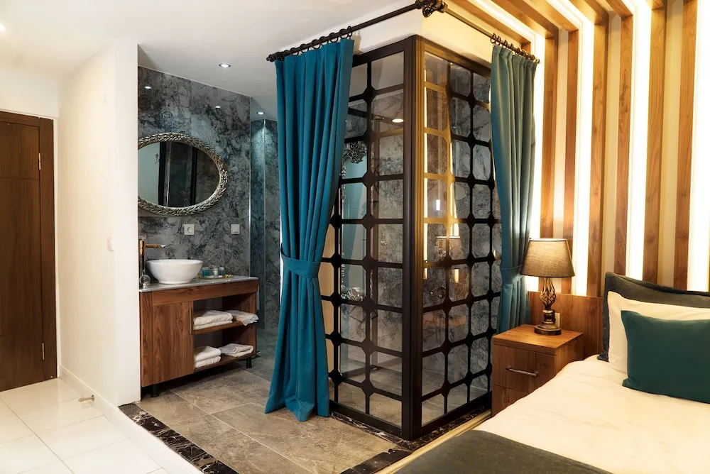 Superior Triple Suite
