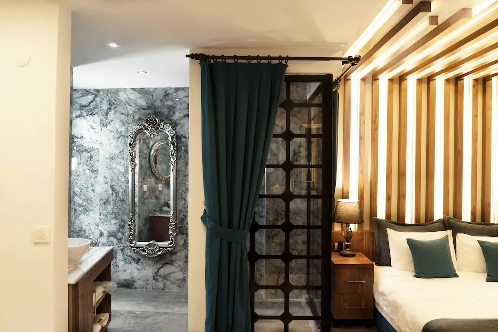 Superior Triple Suite