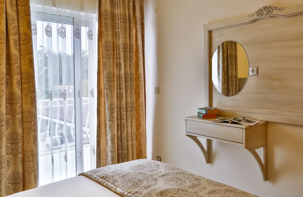 Tek Büyük Yataklı Oda, Şehir Manzaralı