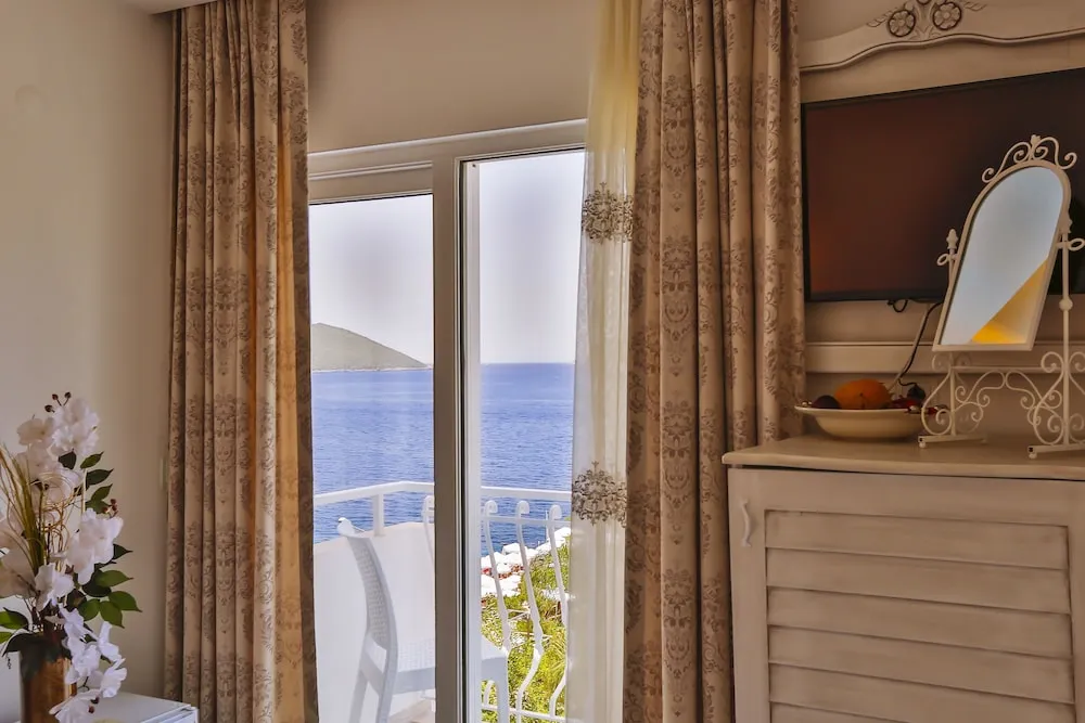Honeymoon Oda, Deniz Manzaralı