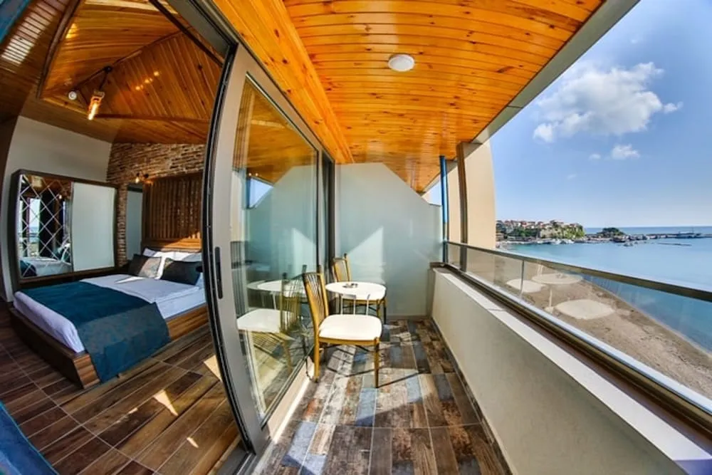 Deluxe Çatı Katı (Loft), Deniz Manzaralı