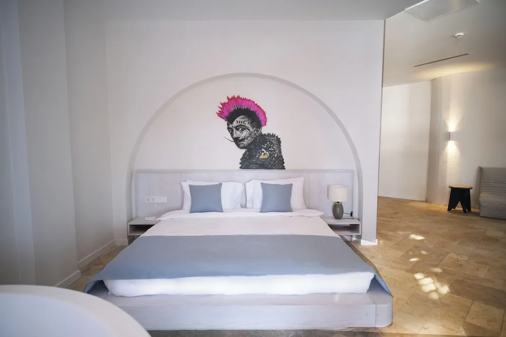 Panoramic Tek Büyük Yataklı Oda