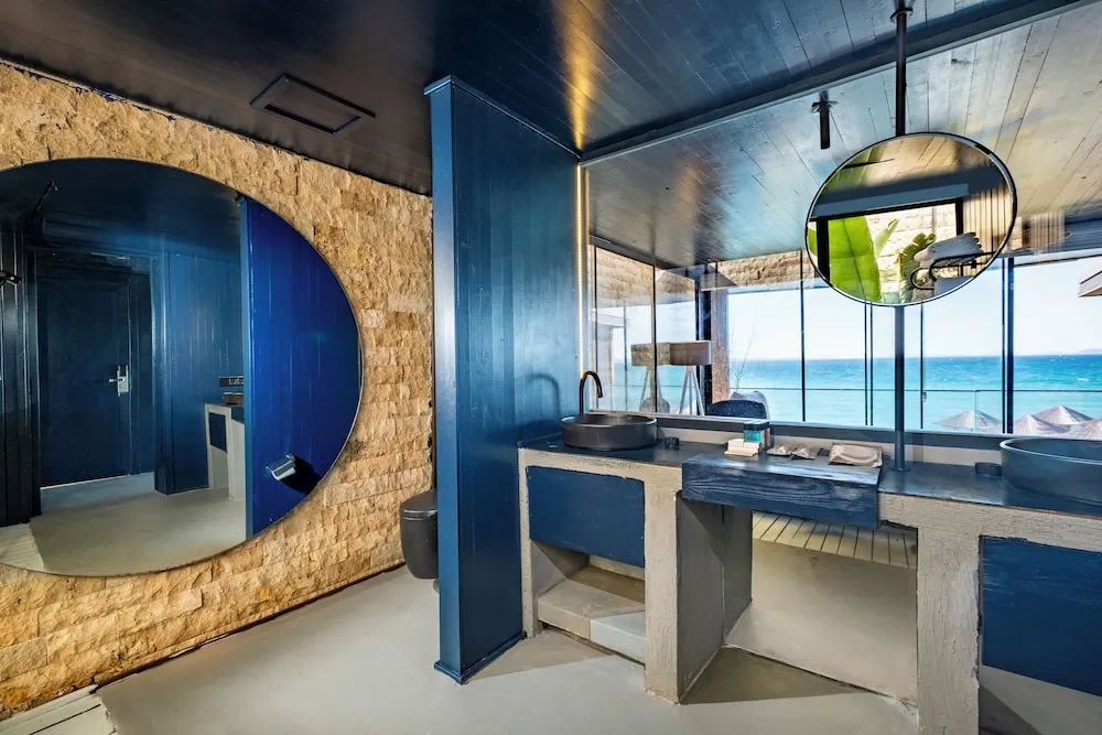 Luxury Tek Büyük Yataklı Oda