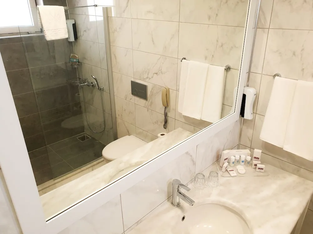 Standard Oda, Bahçe Manzaralı