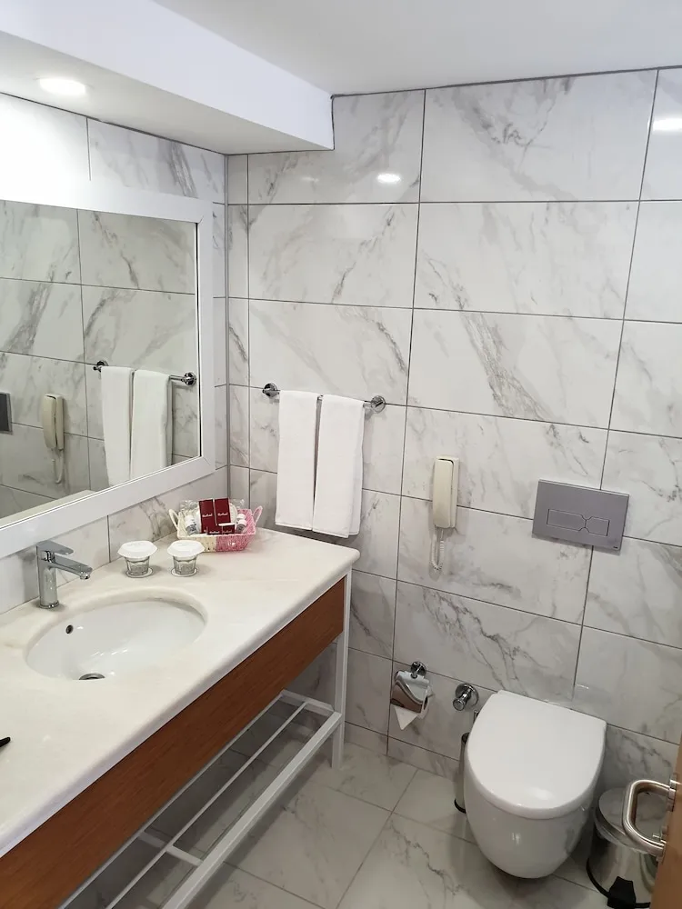 Standard Oda, Bahçe Manzaralı