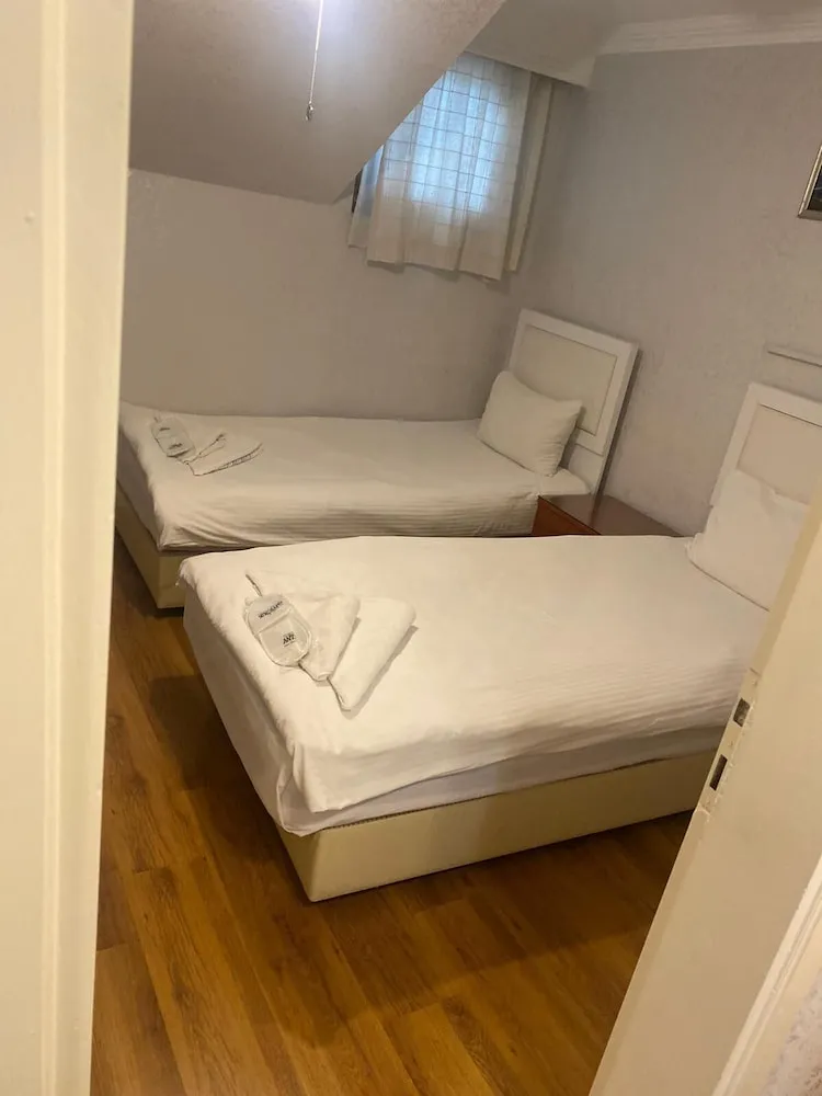 Economy İki Ayrı Yataklı Oda