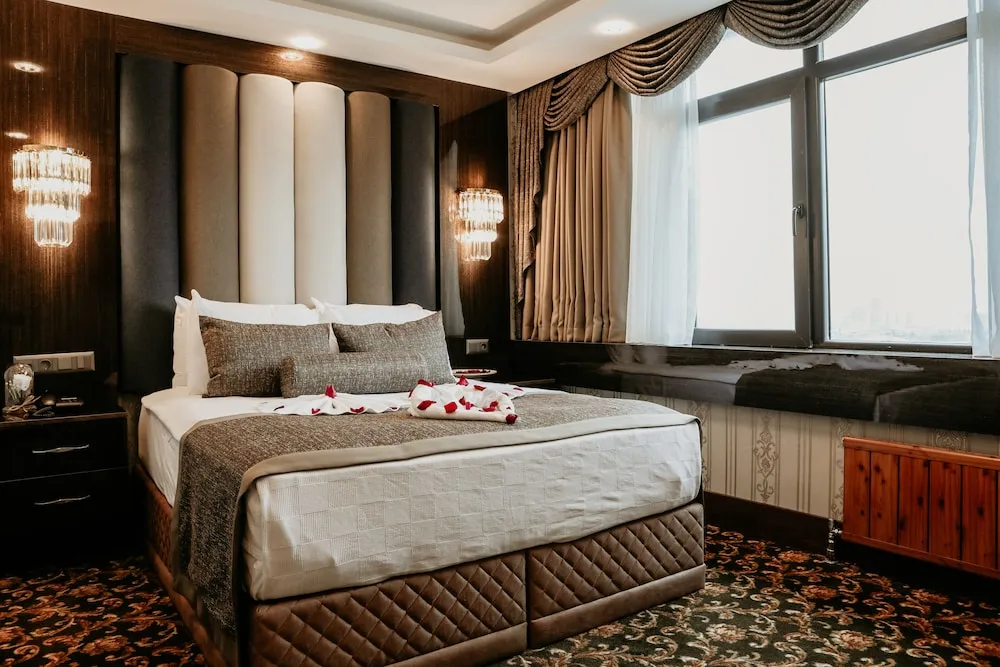 Luxury Oda, 1 Büyük (Queen) Boy Yatak, Deniz Manzaralı