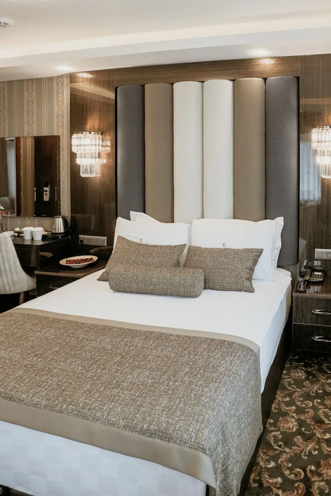 Luxury Oda, 1 Büyük (Queen) Boy Yatak, Deniz Manzaralı