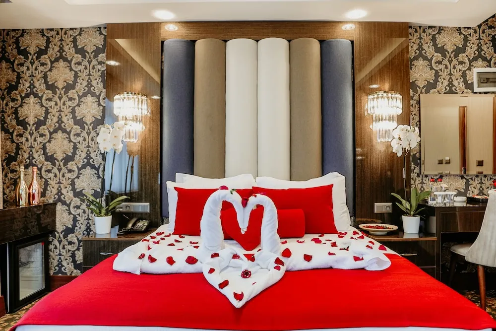 Luxury Oda, 1 Büyük (Queen) Boy Yatak, Deniz Manzaralı