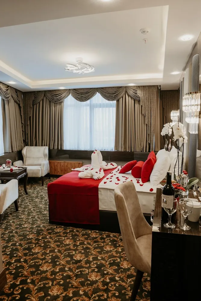 Luxury Oda, 1 Büyük (Queen) Boy Yatak, Deniz Manzaralı