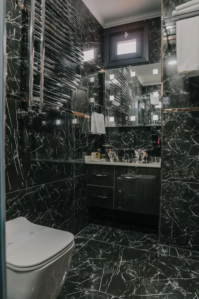 Luxury Oda, 1 Büyük (Queen) Boy Yatak, Deniz Manzaralı
