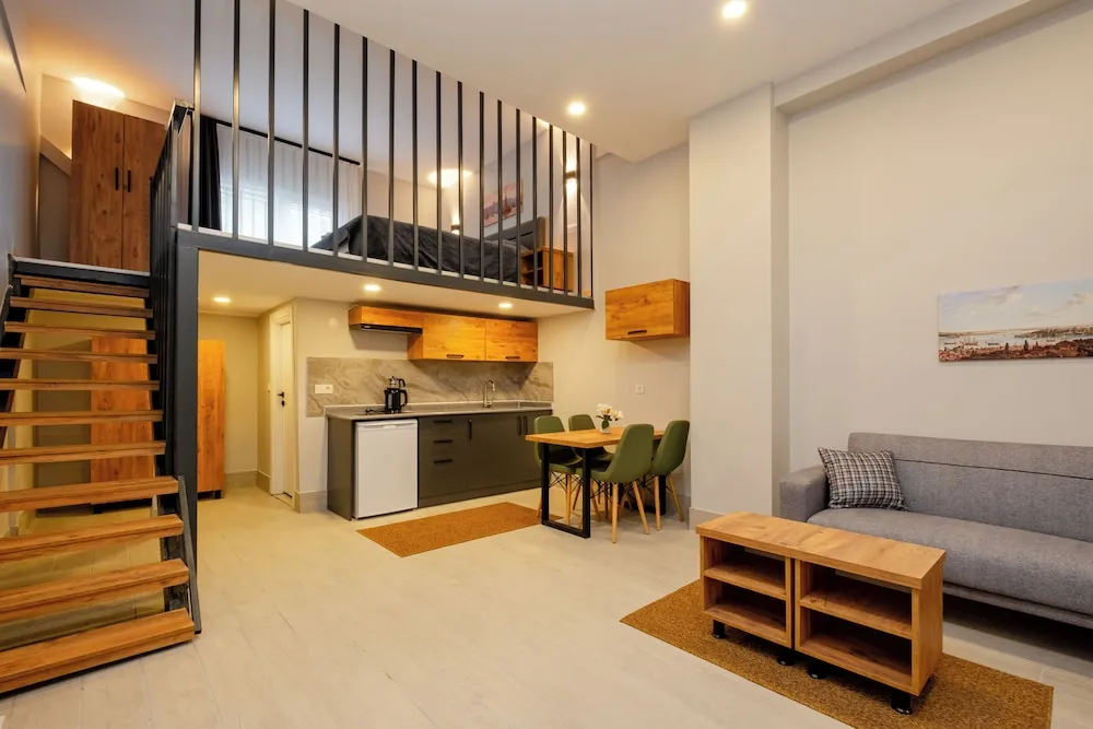 LOFT APARTMENT