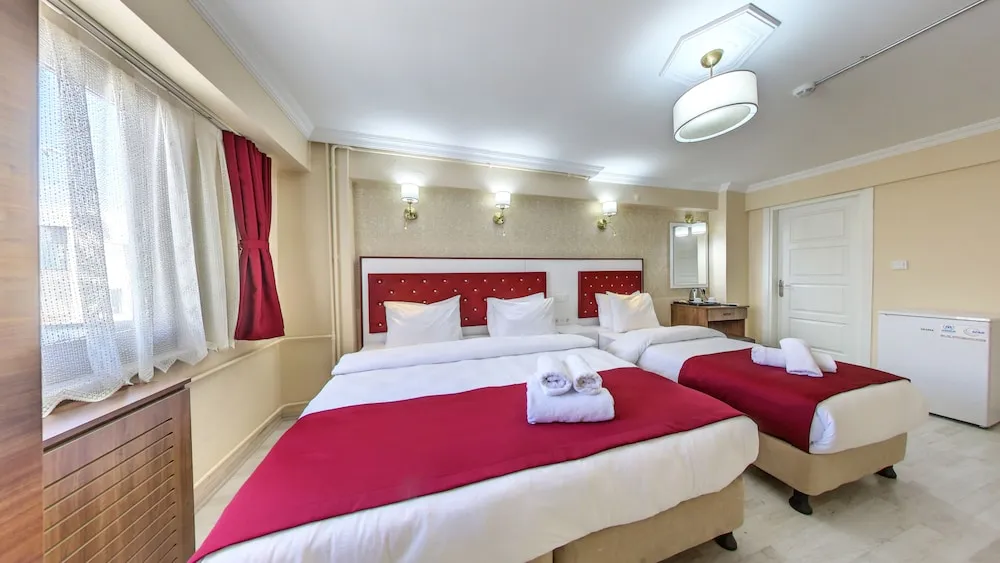 Superior Üç Kişilik Oda, Şehir Manzaralı