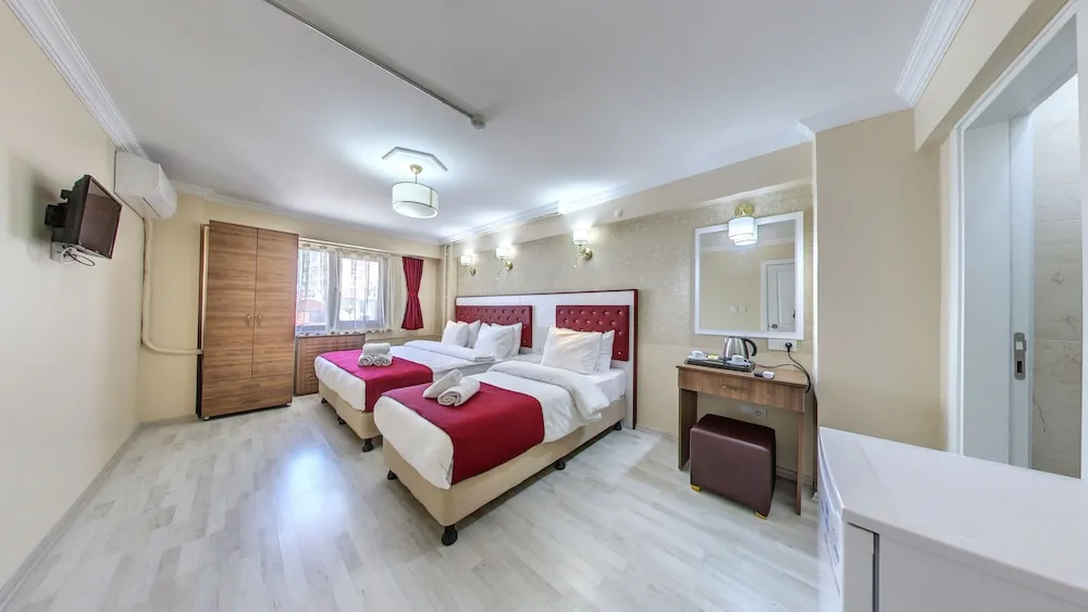 Superior Üç Kişilik Oda, Şehir Manzaralı