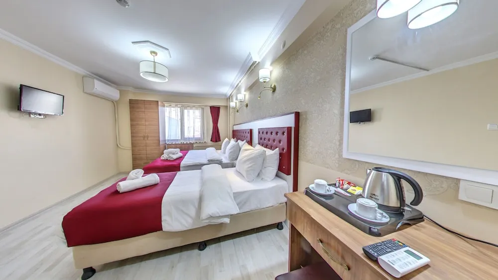 Superior Üç Kişilik Oda, Şehir Manzaralı