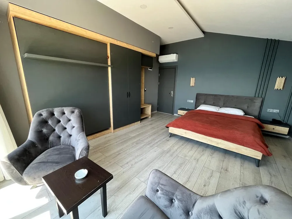 Deluxe Dört Kişilik Oda