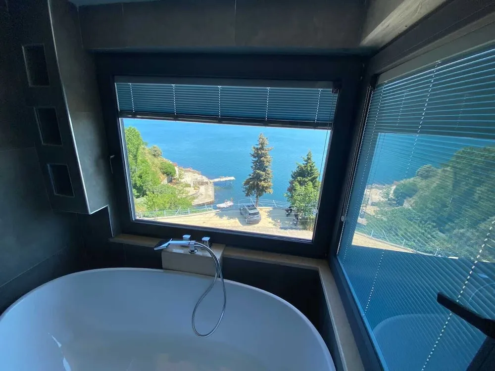 Deluxe Dört Kişilik Oda