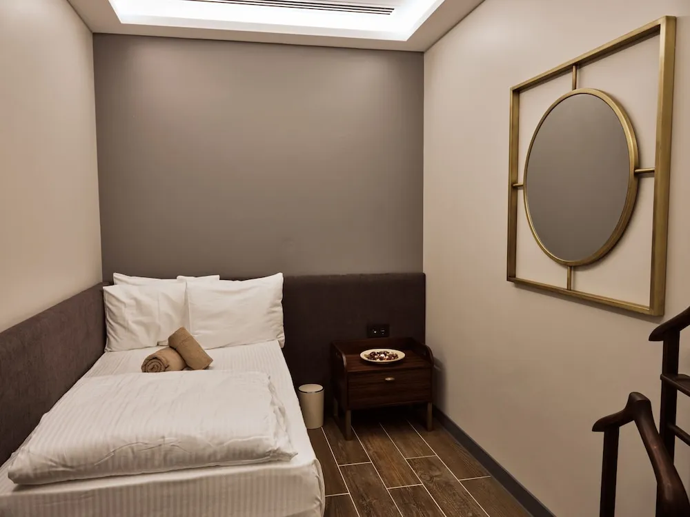 Tek Kişilik Oda (4 Hours Usage + 1 Hour Oil Massage)