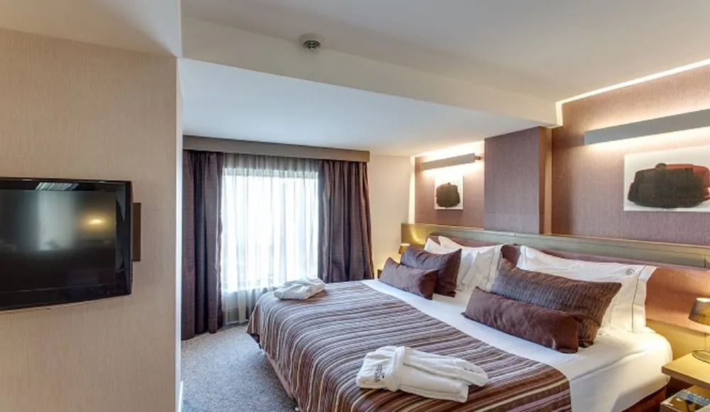 Grand Deluxe Room