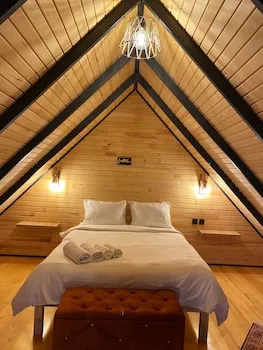 Maşukiye Pink House Bungalow