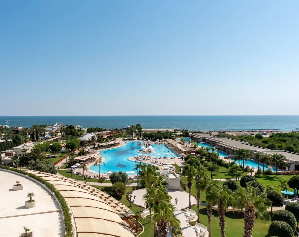Tek Büyük veya İki Ayrı Yataklı Oda, Deniz Manzaralı
