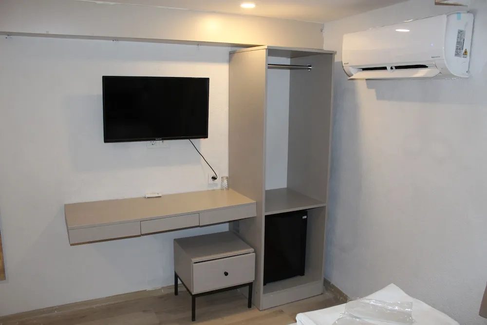 Economy Tek Büyük Yataklı Oda (Basement)