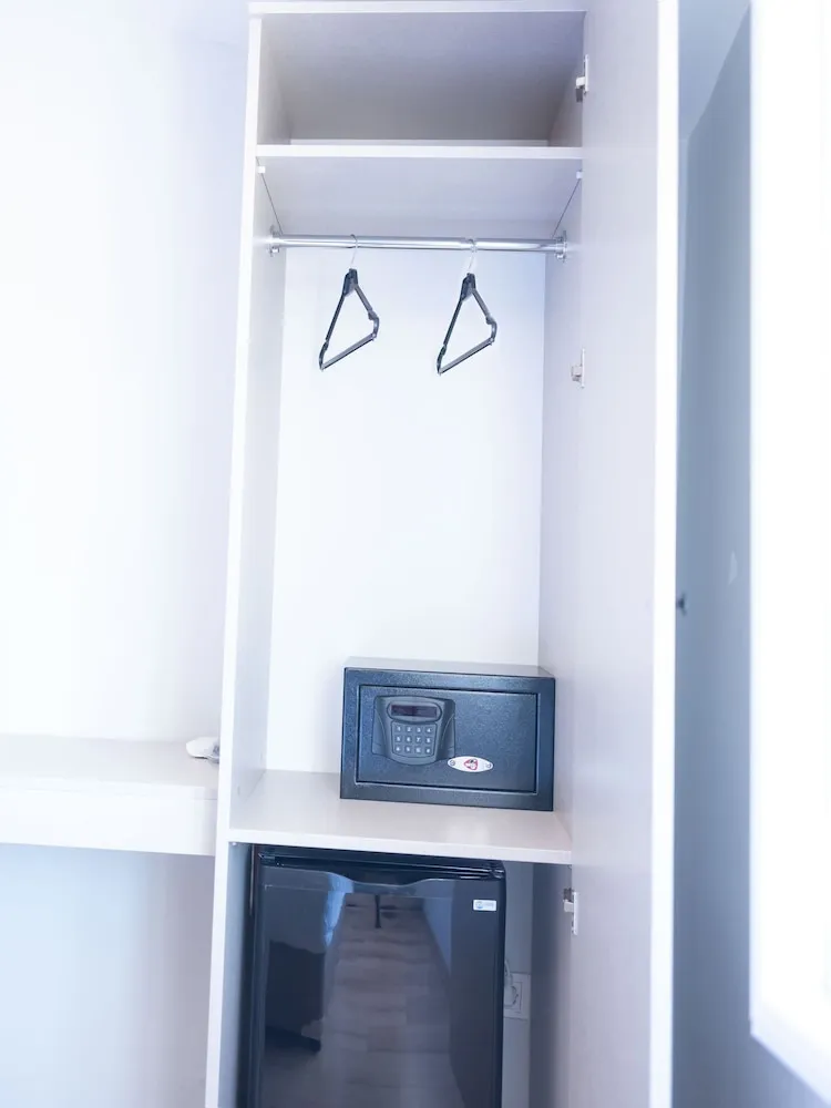 Economy Tek Büyük Yataklı Oda (Basement)