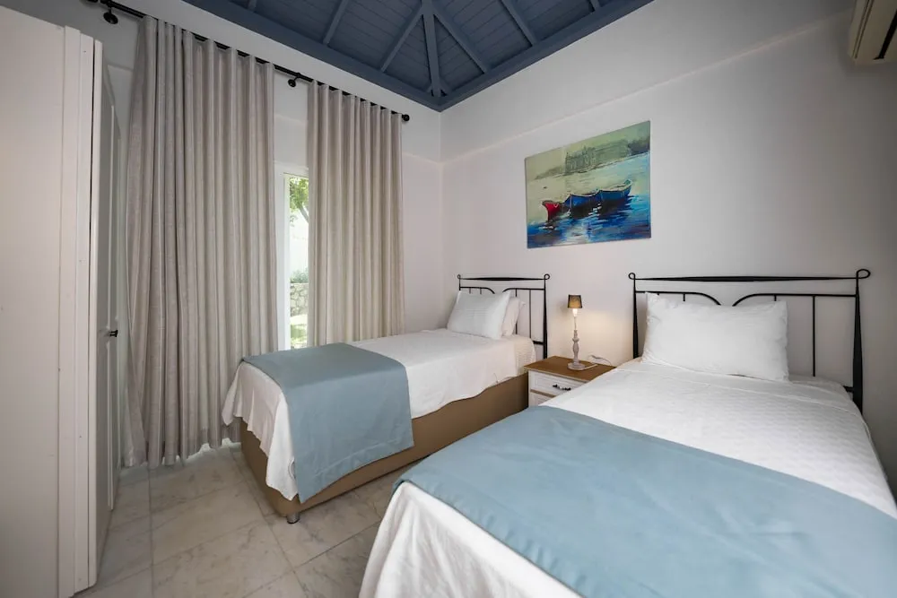Grand Villa