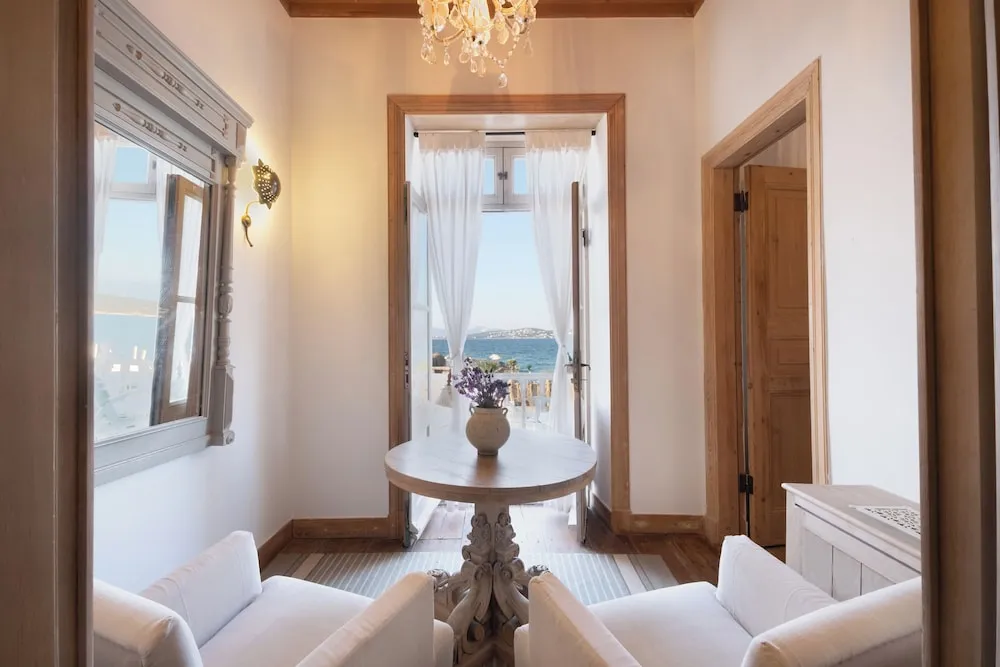 Romantic Süit, Küvet, Deniz Manzaralı