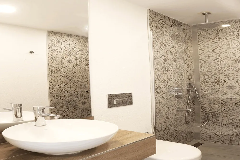 Comfort Tek Büyük Yataklı Oda, Deniz Manzaralı