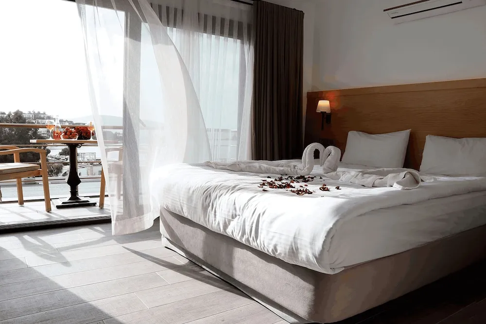 Comfort Tek Büyük Yataklı Oda, Deniz Manzaralı