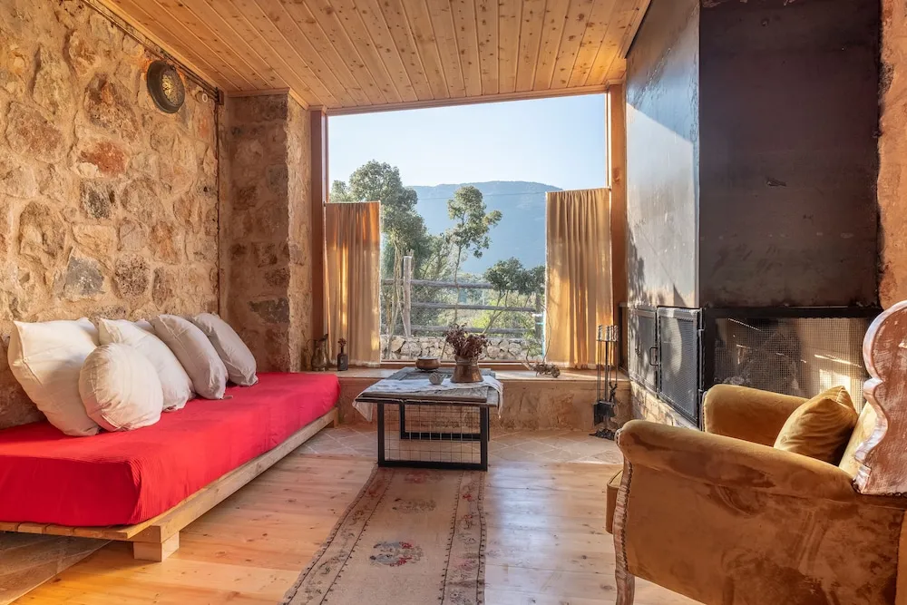 Comfort Oda, Dağ Manzaralı (AHIR)