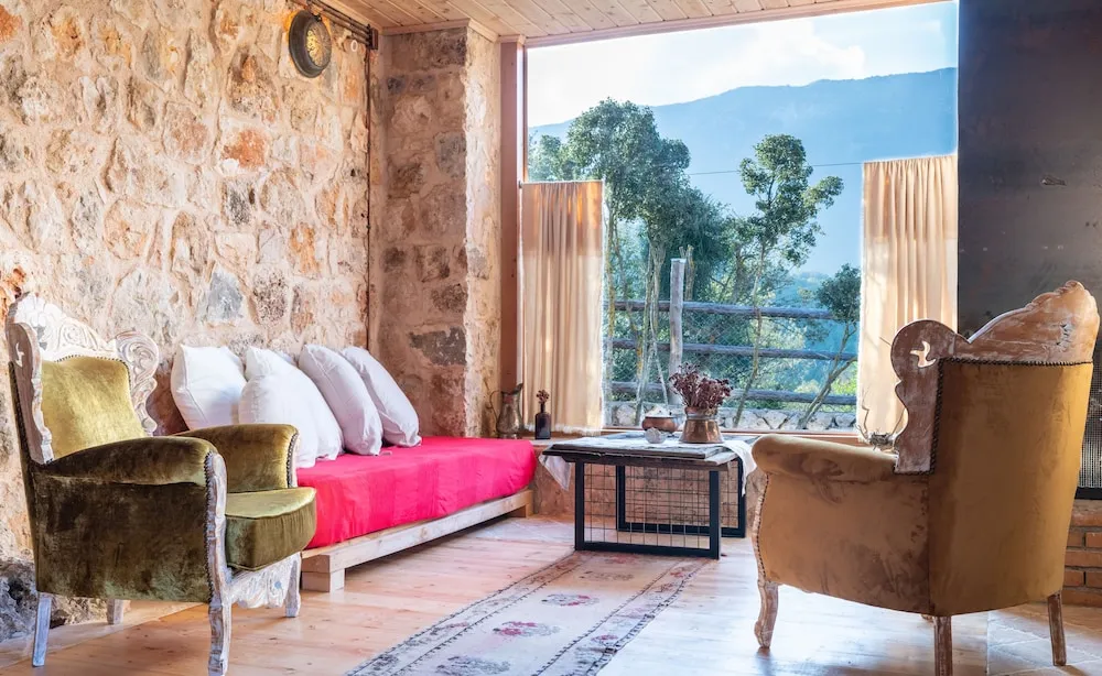 Comfort Oda, Dağ Manzaralı (AHIR)