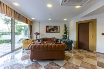 Fame Beach Hotel