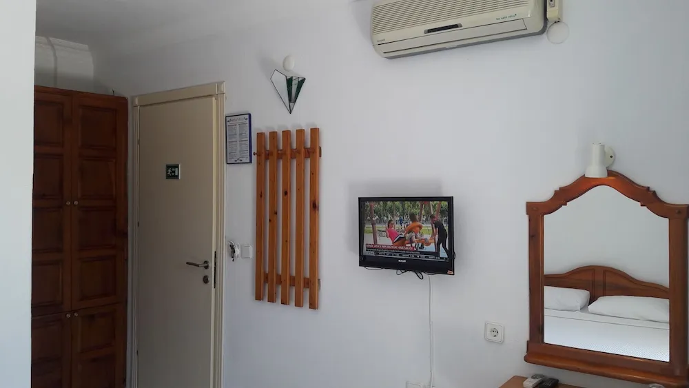 Tek Büyük Yataklı Oda
