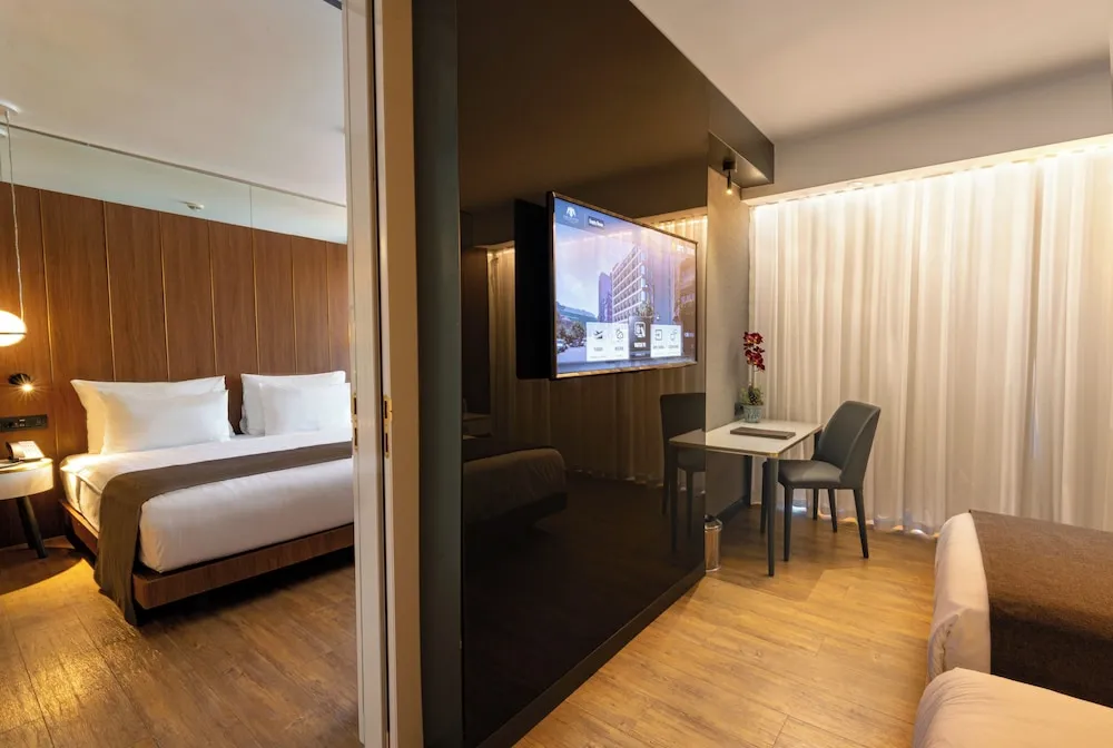 Family Connected Room