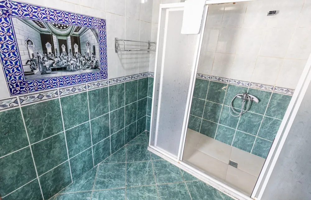 Deluxe Üç Kişilik Oda