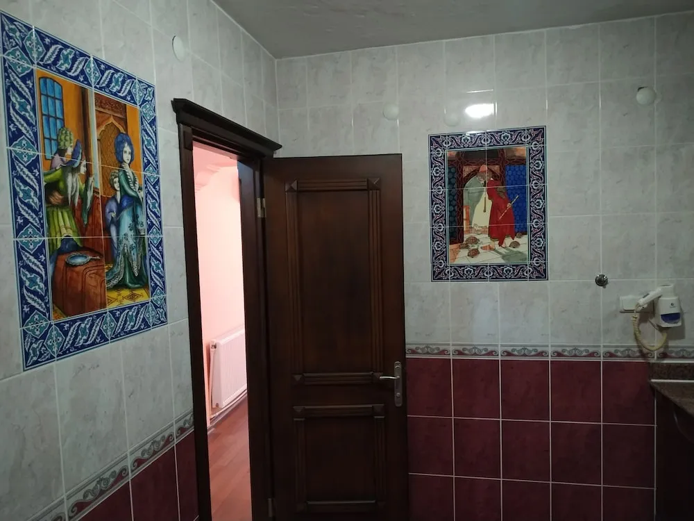 Exclusive Tek Büyük Yataklı Oda