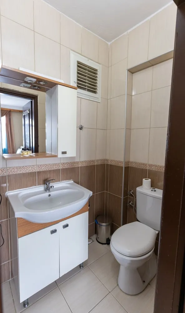 Standard Üç Kişilik Oda