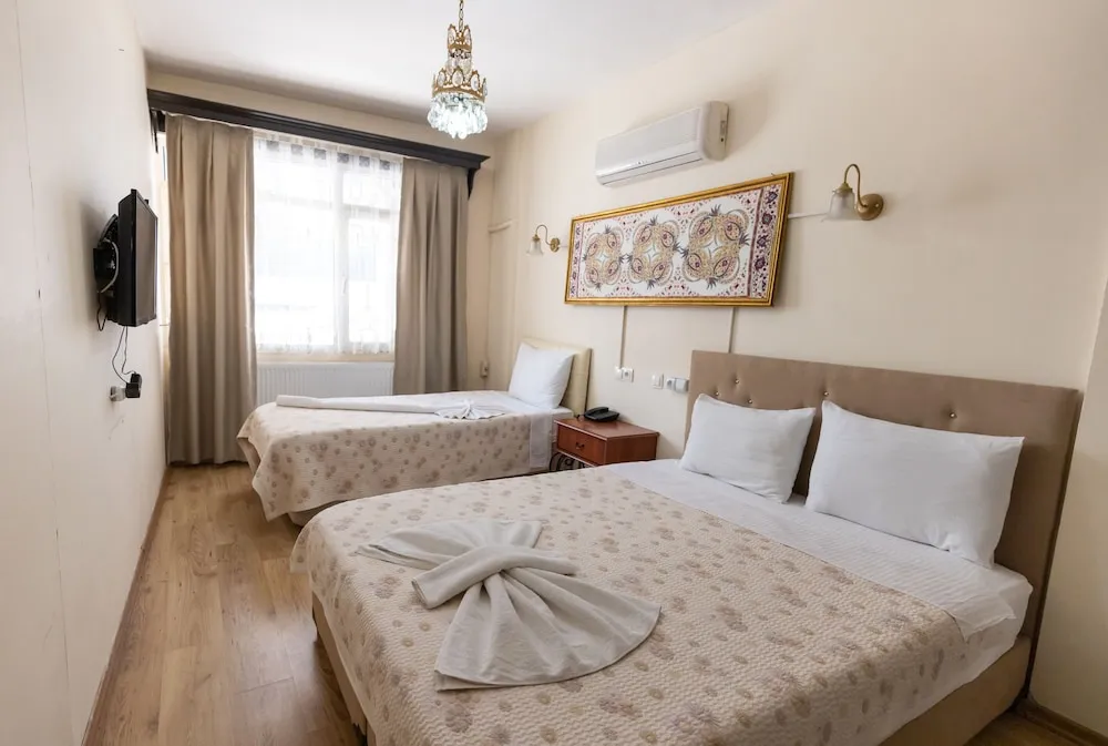 Standard Üç Kişilik Oda