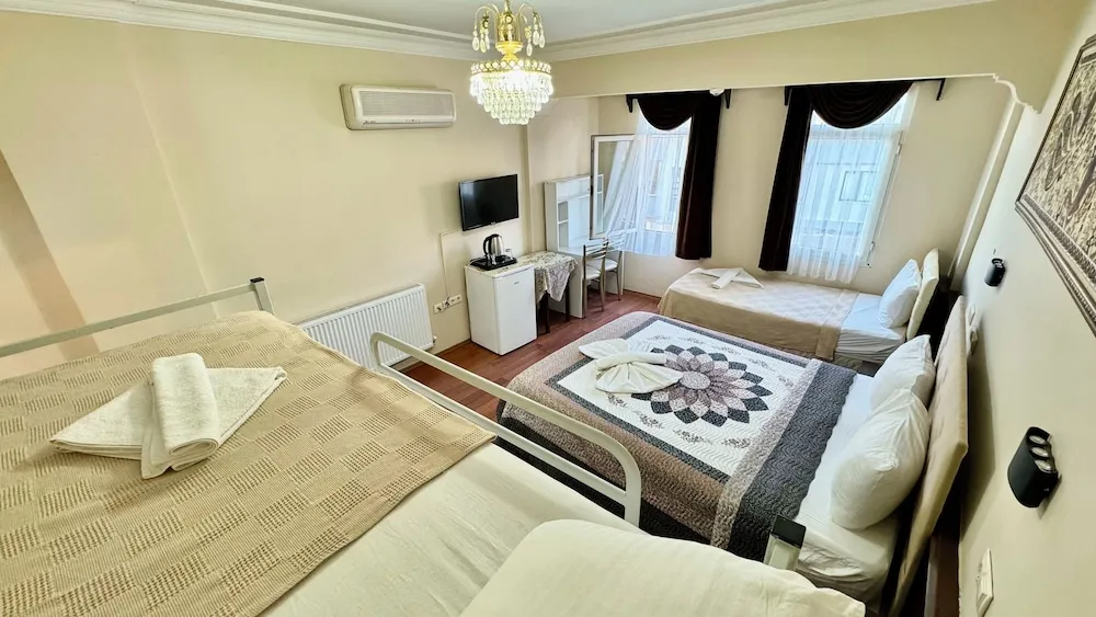 Grand Room, 1 Bedroom, Non Smoking, City View