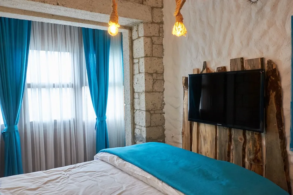 Design Tek Büyük Yataklı Oda